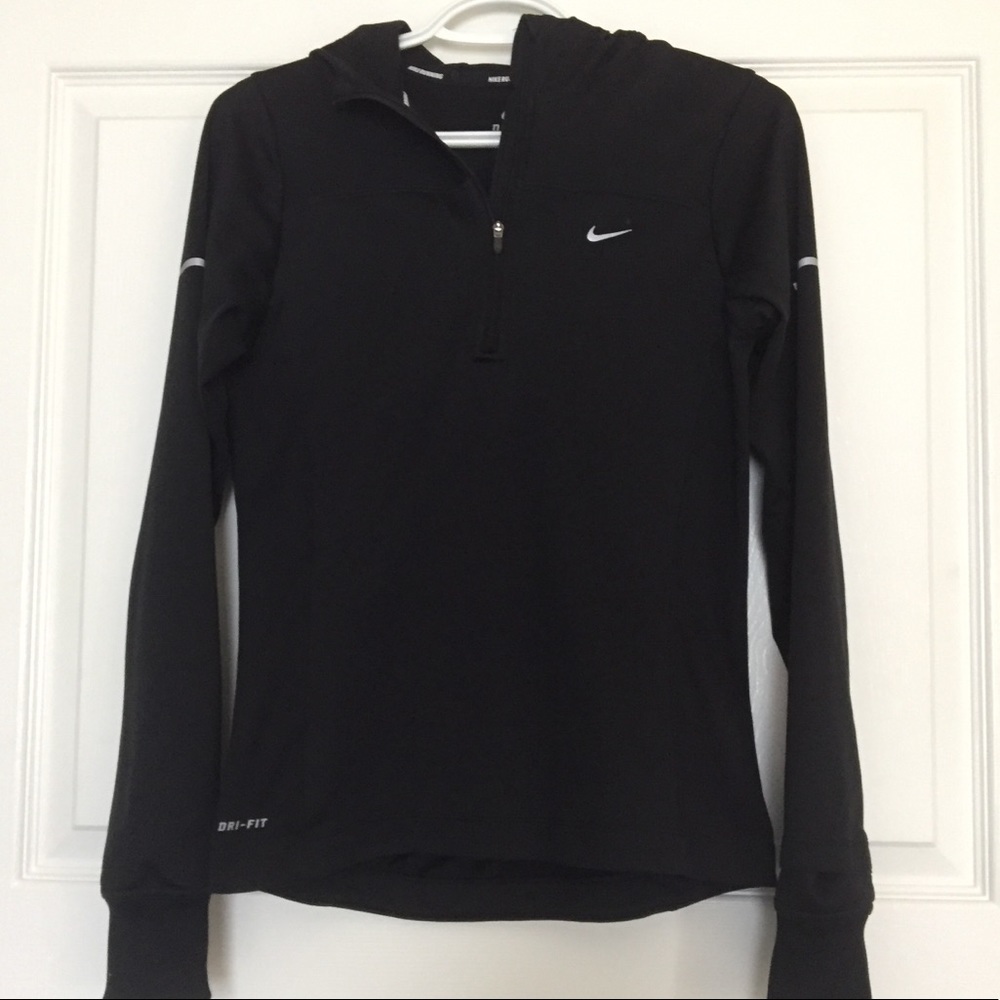 EUC Nike Quarter Zip